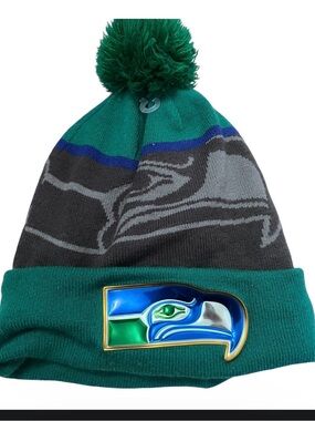 Seattle Seahawks Green Pom Cuff Beanie